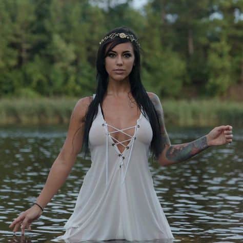 Alex Zedra Wiki, Biography, Height, Age, Boyfriend,Family
