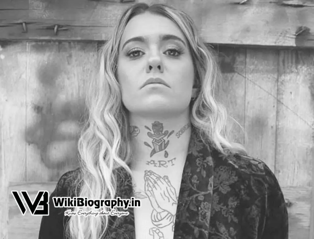 Wade Wiki, Bio, Husband, Songs, Family, Age, Birthday, Tattoos