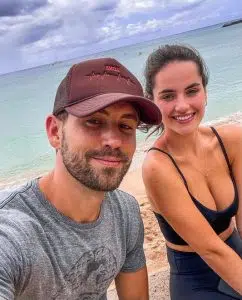 An Image of Natalie Joy and her boyfriend Nick Viall