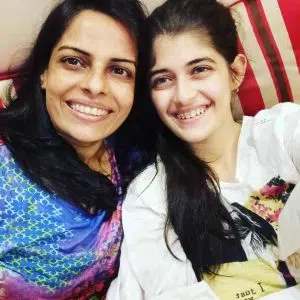 Urvi Singh with Nidhi Singh