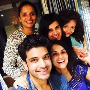 Karan Kundrra with his siblings