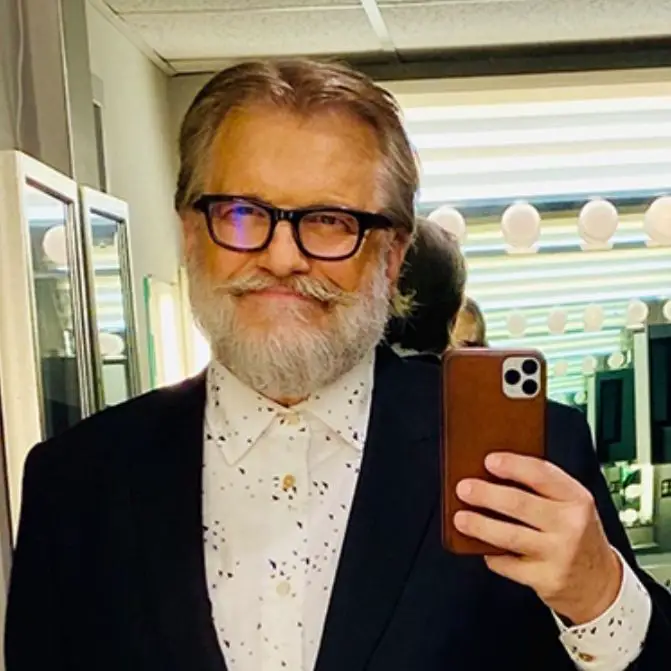 Drew Carey: Wiki, Bio, Age, Height, Career, Parents, Wife, Net Worth