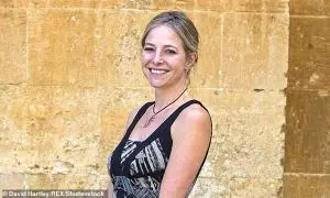 Alice Roberts biography