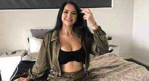Anna Paul: Wiki, Bio, Age, Family, Net Worth, Boyfriend, Height