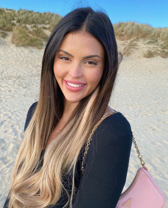 Holly Scarfone: Wiki, Bio, Age, Height, Parents, Boyfriend, Net Worth