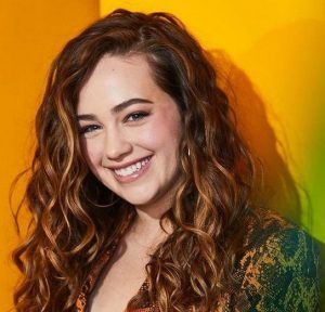 Mary Mouser