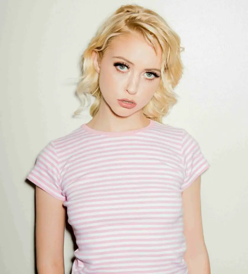 Chloe Cherry: Wiki, Bio, Height, Age, Career, Boyfriend, Family, Net Worth