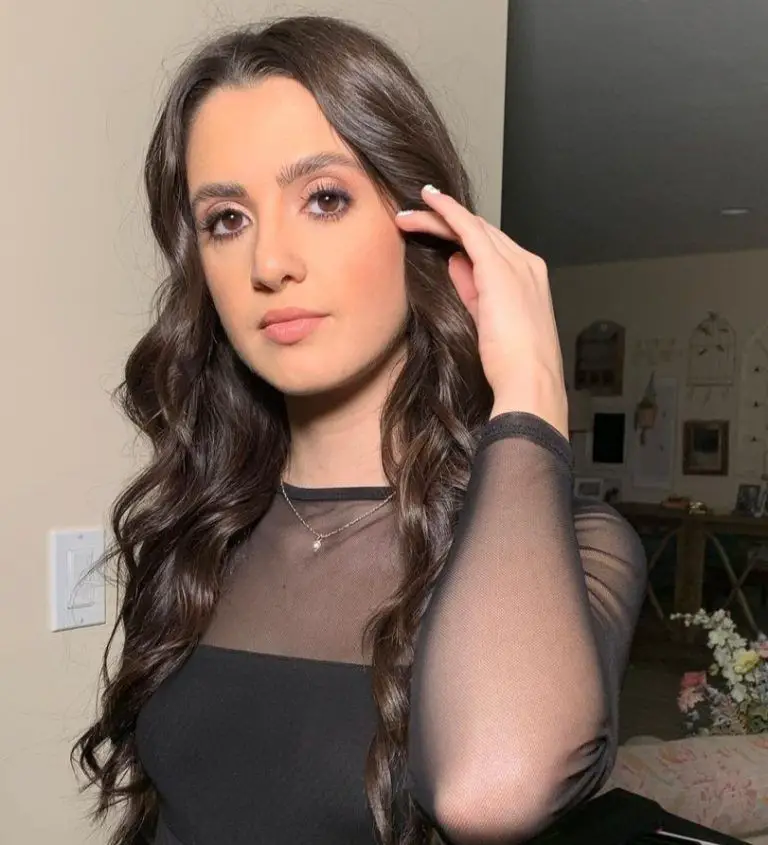 Laura Marano: Wiki, Bio, Age, Height, Boyfriends, Family, Career, Net Worth