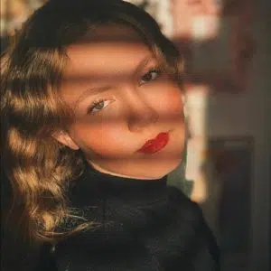 Iris Apatow (Model) Wiki, Biography, Age, Boyfriend, Family, Facts and More