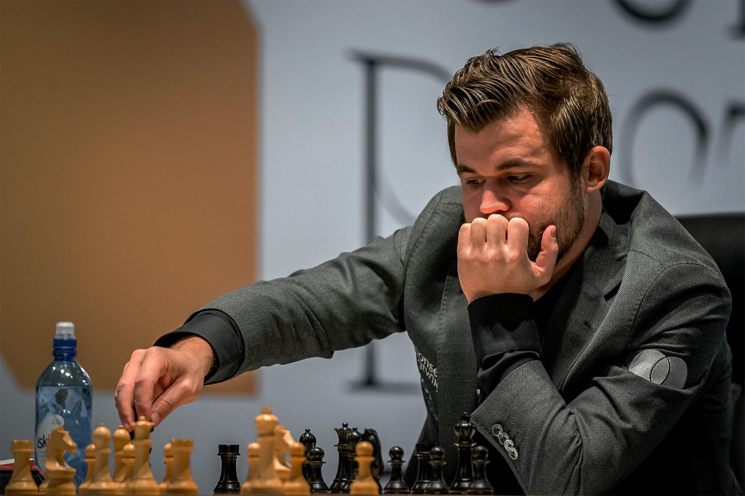 Magnus Carlsen: Wiki, Bio, Age, Height, Rating, Family, Net Worth