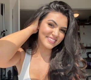 Mikaela Pascal: Wiki, Bio, Age, Parents, Height, Boyfriend, Net Worth