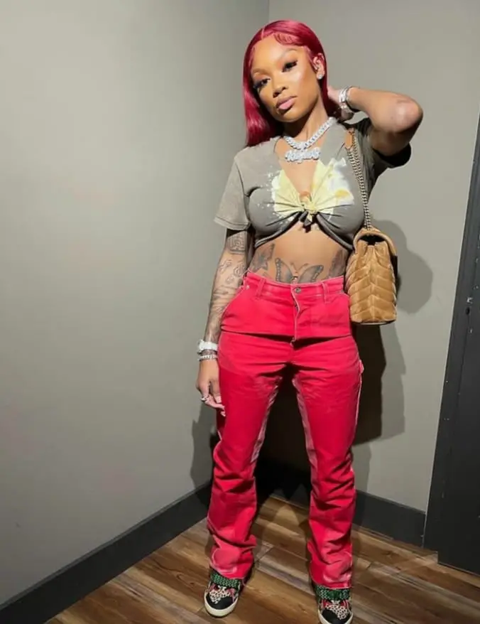 Kayla B Wiki, Bio, Age, Height, Birthday, Family, Husband, Net Worth