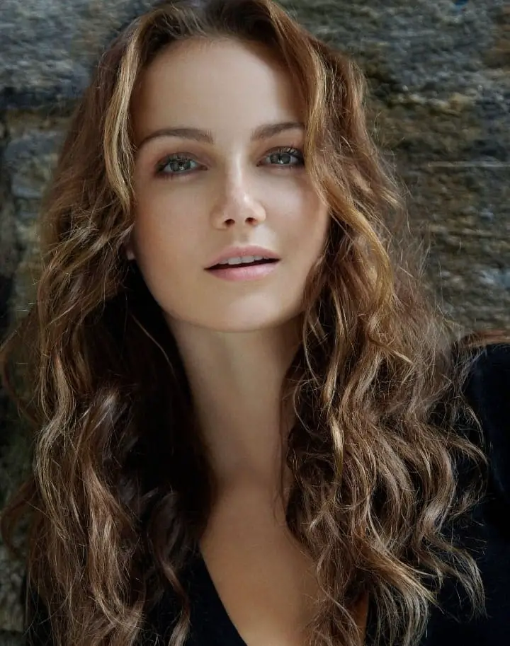 Andi Matichak: Wiki, Bio, Age, Height, Husband, Parents, Net Worth