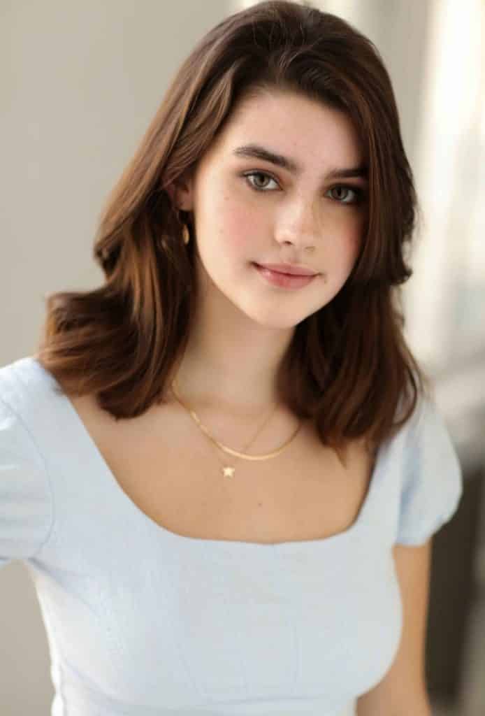 Audrey Holcomb: Wiki, Bio, Age, Height, Boyfriend, Parents, Films, Net