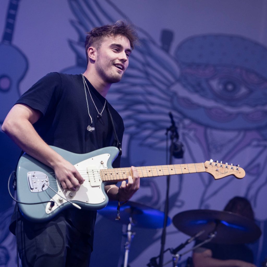 Sam Fender: Wiki, Bio, Age, Height, Career, Parents, Girlfriend, Net Worth