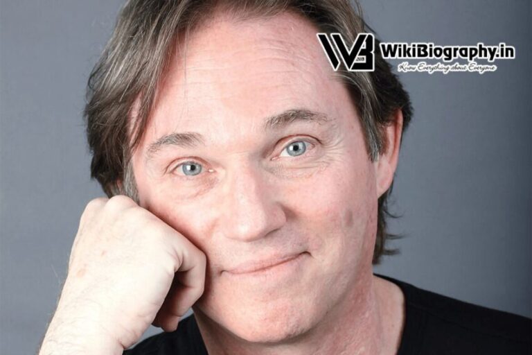 Richard Thomas