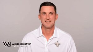 Dennis Allen