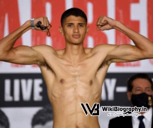 Wiki, Bio, Age, Height, Weight, Girlfriend, Net Worth 7 svg%3E