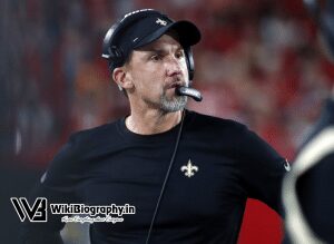 Dennis Allen