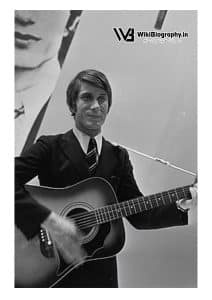 A picture of a young Jacques Dutronc