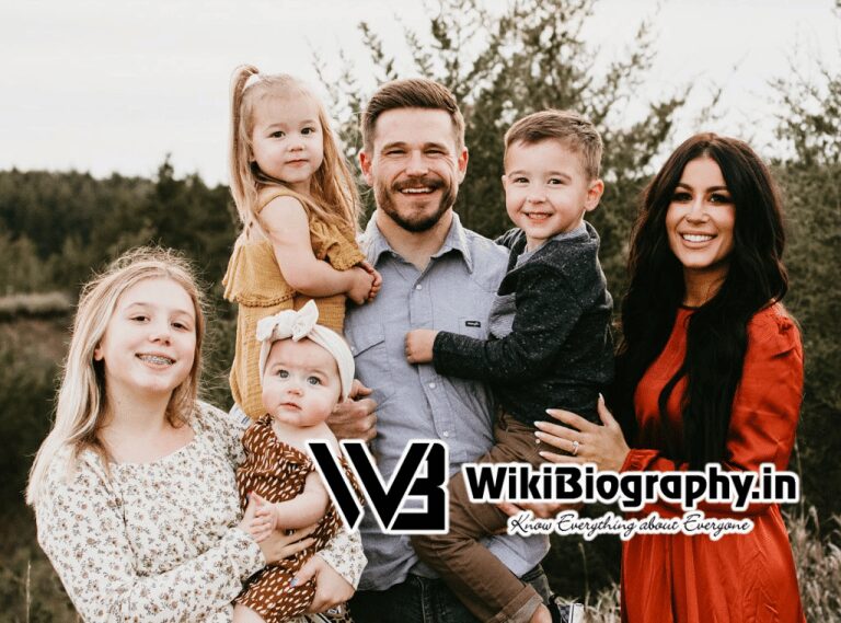 Chelsea DeBoer Wiki, Bio, Age, Career, Husband, Kids, Net Worth