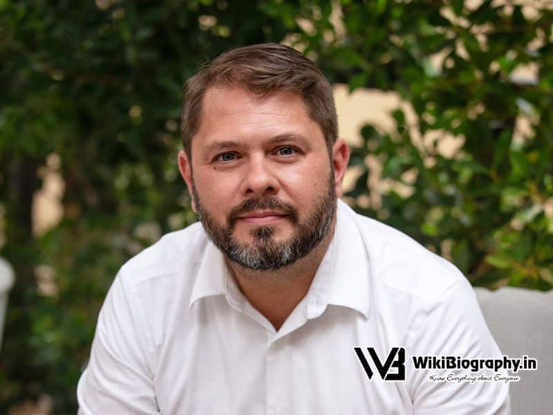 Ruben Gallego Wiki, Bio, Age, U.S House, Wife, Education, Net Worth