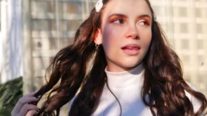 Phoenix Cross ─ Wiki, Bio, Age, Boyfriend, Tattoo, Family