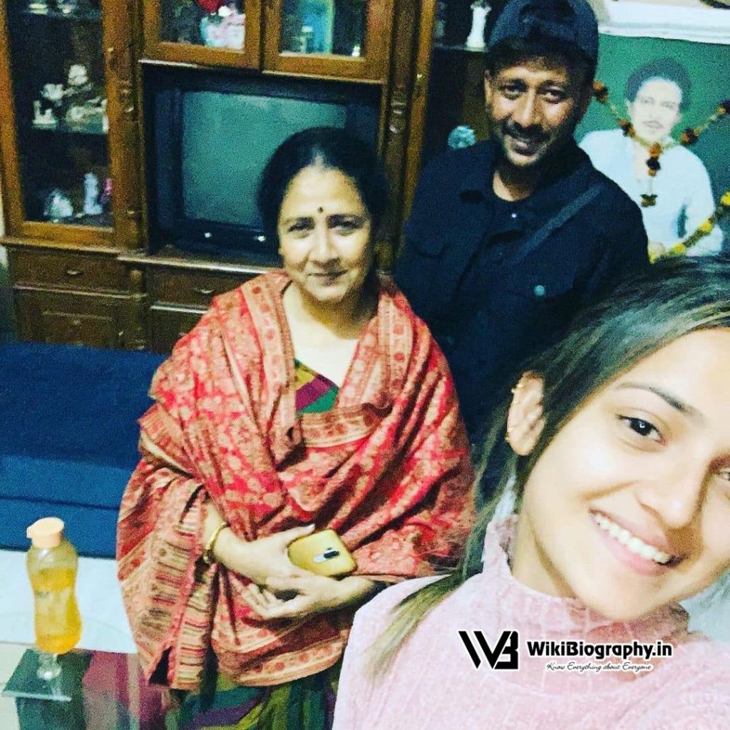 Jasmine Rath Wiki, Biography, Age, Husband, Education, Family, Net worth Vo Truong Toan High