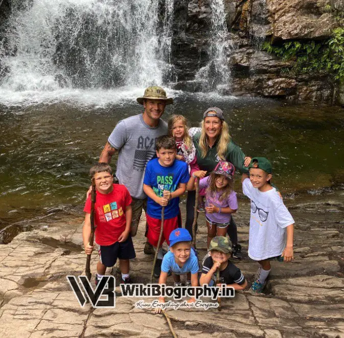 Pete Hegseth: Wiki, Bio, Age, Net Worth Family, Salary, Children