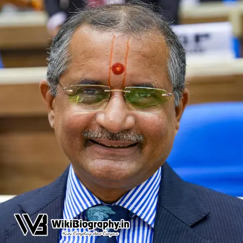 Manoj Soni IAS: Wiki, Bio, Age, UPSC, Education Qualification