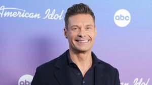 Ryan Seacrest Net Worth, Wife, Age, Height & Biography